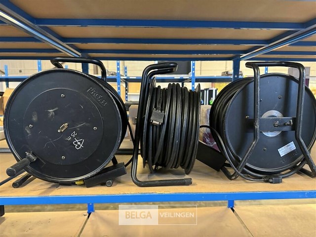 3x vga op haspel ± 50m - afbeelding 2 van  3