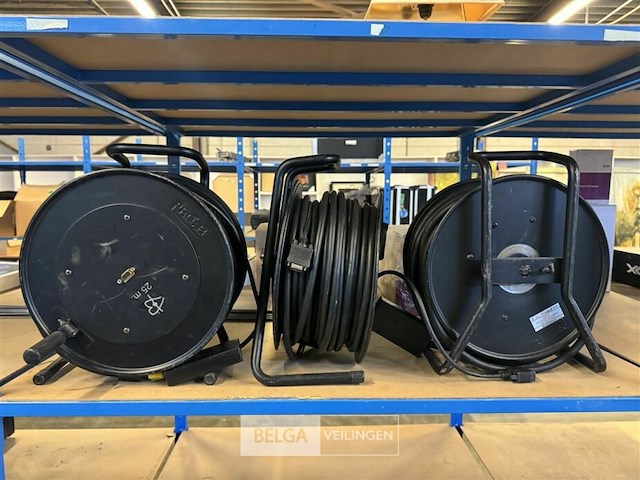 3x vga op haspel ± 50m - afbeelding 2 van  3