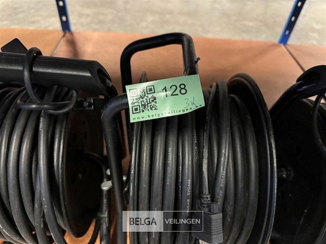 3x vga op haspel ± 50m - afbeelding 3 van  3