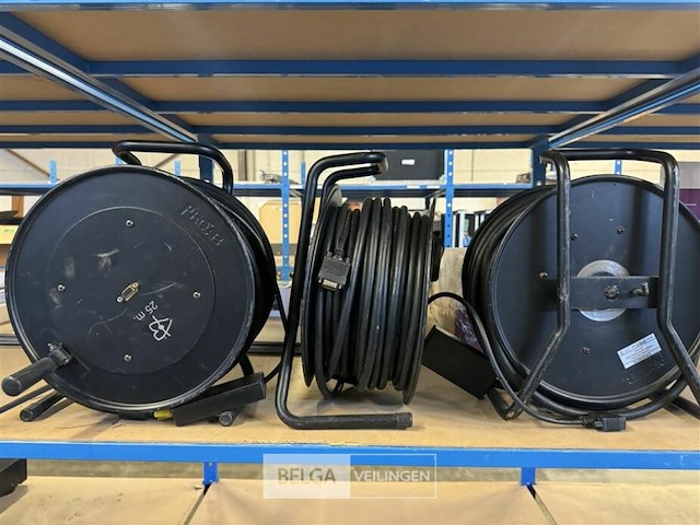 3x vga op haspel ± 50m - afbeelding 2 van  3