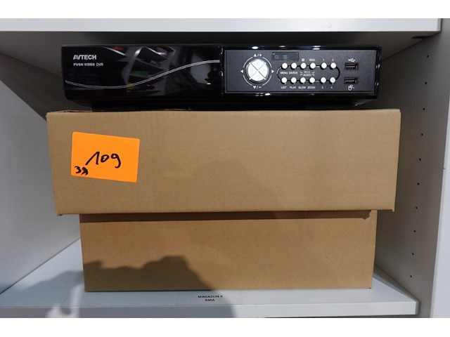 3x video dvr avtech - afbeelding 1 van  5