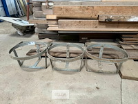 3x voederbakhouder