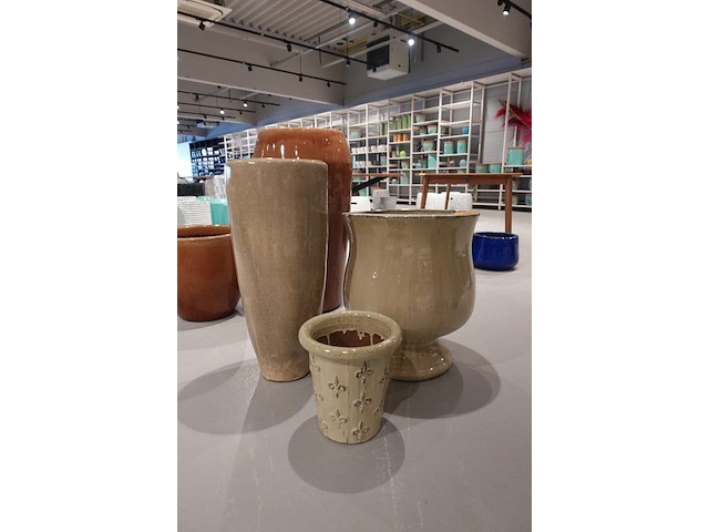 3x vorstvrije terracotta bloempot - afbeelding 1 van  7