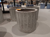 3x vorstvrije terracotta bloempot - afbeelding 1 van  3