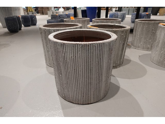 3x vorstvrije terracotta bloempot - afbeelding 1 van  3