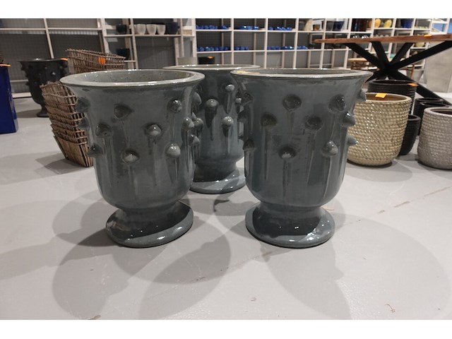 3x vorstvrije terracotta bloempot - afbeelding 1 van  4