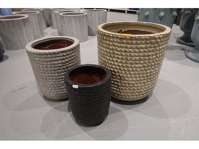 3x vorstvrije terracotta bloempot - afbeelding 1 van  6