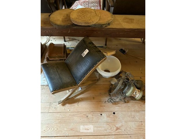 3x vuurvaste stenen + voetbankje + luster - afbeelding 1 van  4