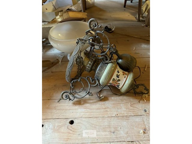 3x vuurvaste stenen + voetbankje + luster - afbeelding 4 van  4