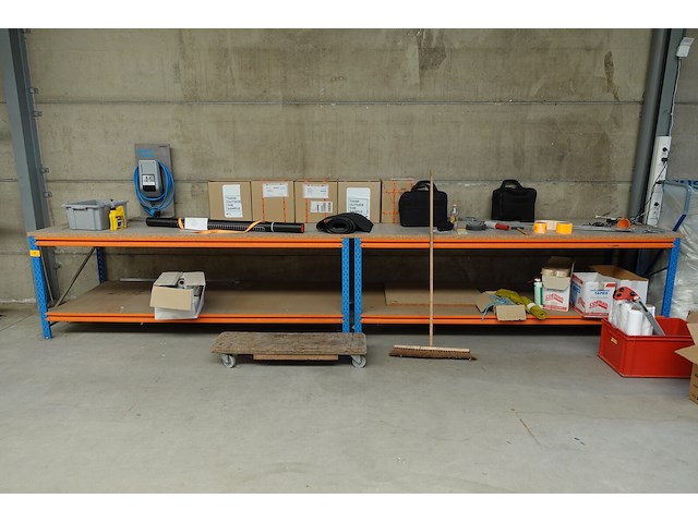 3x werkbank - afbeelding 1 van  4