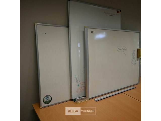 3x whiteboards - afbeelding 1 van  1