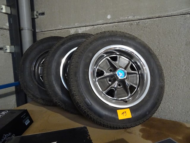 3x wiel ford mustang - afbeelding 1 van  2