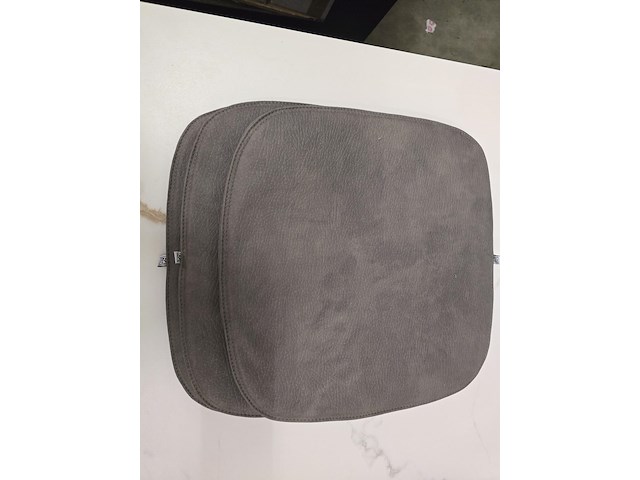 3x zitkussen grey pu 40x40 - afbeelding 1 van  5