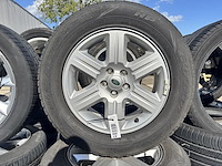 4 all season banden op velg land rover - afbeelding 2 van  5