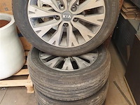 4 alu. velgen en banden, 16 inch, kia - afbeelding 1 van  1