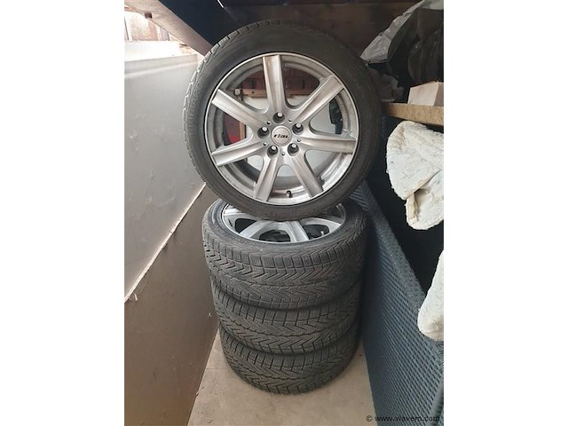 4 alu. velgen en banden 17", afkomstig van lexus - afbeelding 1 van  1