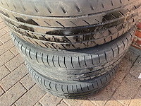 4 autobanden - afbeelding 4 van  12