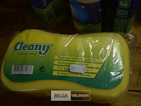 4 autospons en 5 zeemvellen - afbeelding 2 van  3