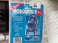 4 babydekbedden, 2 bedlinnen, rek, 2 moskitonetten - afbeelding 5 van  5