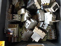 4 bakken electriciteitsmateriaal - afbeelding 2 van  14