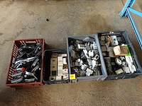 4 bakken electriciteitsmateriaal - afbeelding 1 van  14