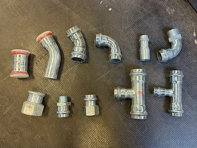 4 bakken persfittingen - afbeelding 6 van  9