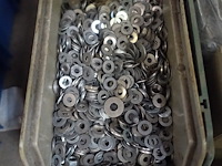 4 bakken vloten, nagels en vijzen - afbeelding 3 van  10