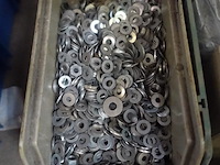 4 bakken vloten, nagels en vijzen - afbeelding 8 van  10