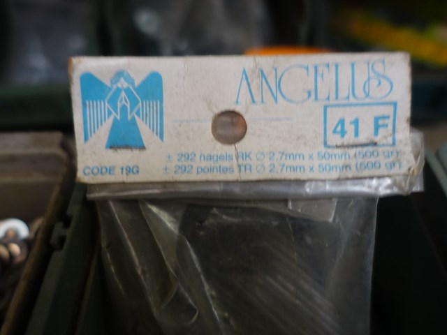 4 bakken vloten, nagels en vijzen - afbeelding 10 van  10