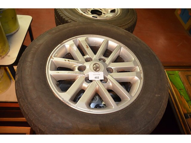 4 banden op alu velg toyota lassa compelus winter 2 265/65r17 116h - afbeelding 4 van  7