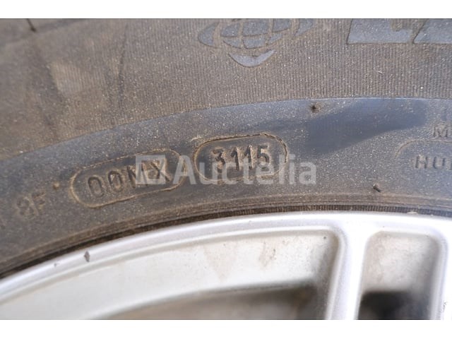 4 banden op michelin latitude alpin lichtmetalen velgen - afbeelding 3 van  10