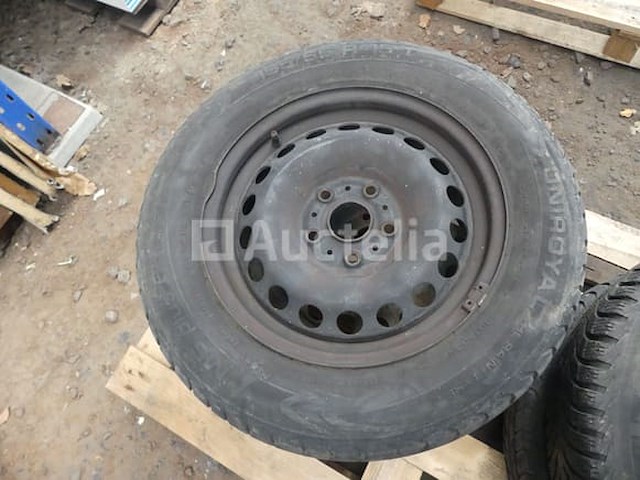 4 banden op plaatvelgen - afbeelding 3 van  6