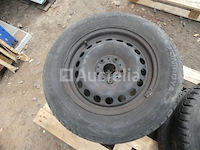 4 banden op plaatvelgen - afbeelding 3 van  6