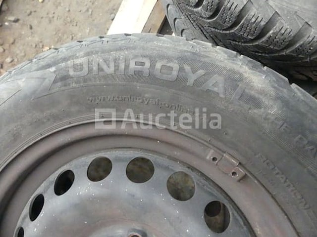 4 banden op plaatvelgen - afbeelding 4 van  6