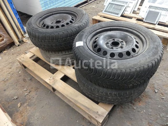 4 banden op plaatvelgen - afbeelding 5 van  6