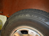 4 banden op velg bridgestone blizzak lm-80 253/75r15 109t - afbeelding 5 van  6