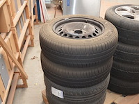 4 banden op velg michelin energy saver 195/65r15