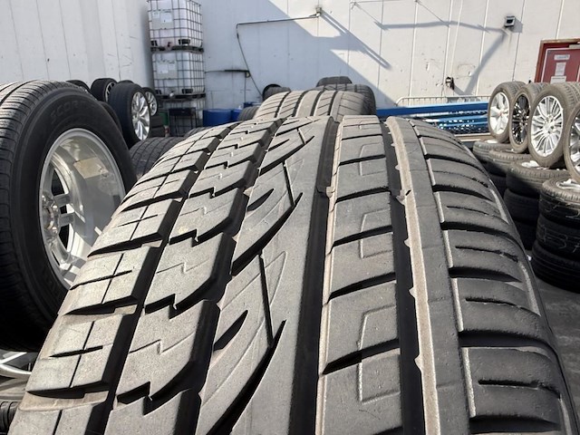 4 banden op velg range rover - afbeelding 5 van  5