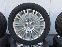 4 banden op velg - afbeelding 2 van  5