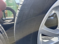 4 banden op velg - afbeelding 3 van  5