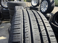 4 banden op velg - afbeelding 5 van  5