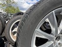 4 banden op velg - afbeelding 3 van  5