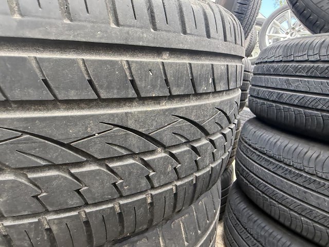4 banden op velg - afbeelding 5 van  5