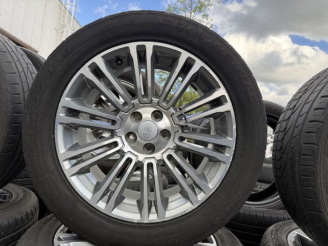 4 banden op velg - afbeelding 2 van  5