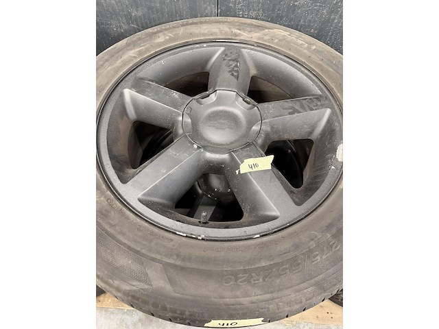 4 banden + velgen chevrolet avalanche - afbeelding 2 van  3
