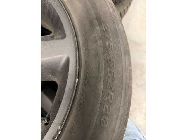 4 banden + velgen chevrolet avalanche - afbeelding 3 van  3