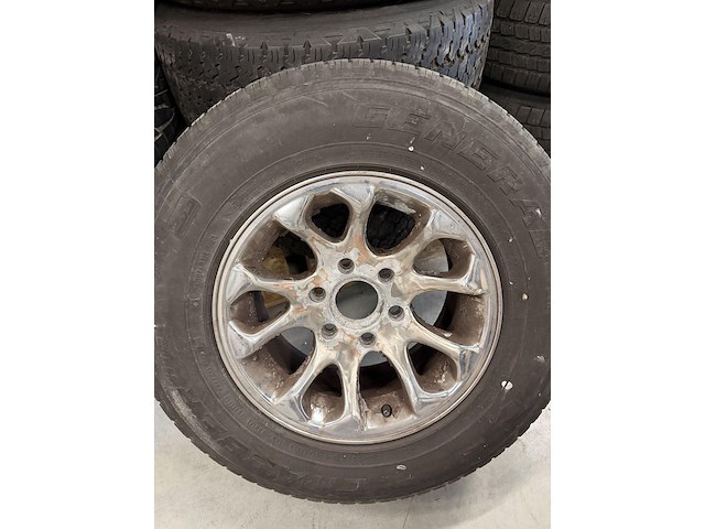 4 banden + velgen chevrolet express/gmc - afbeelding 4 van  4