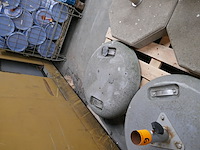 4 betonnen parasolvoeten - afbeelding 4 van  4