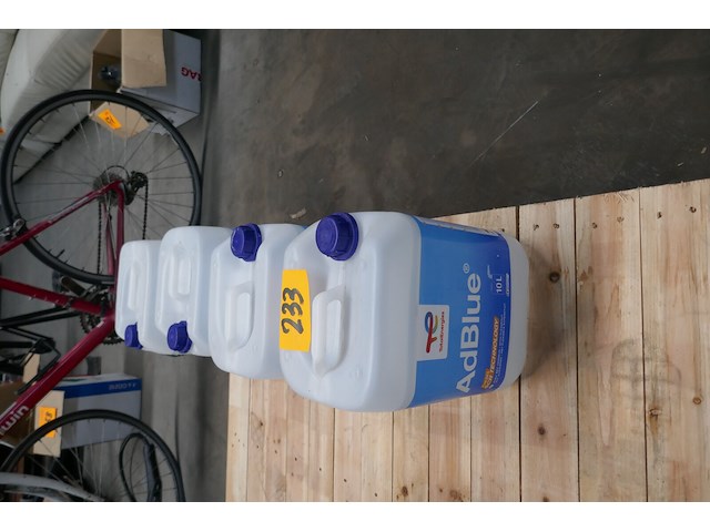 4 bidons ad blue 10l - afbeelding 1 van  3