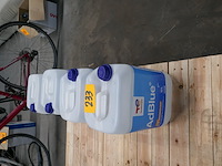 4 bidons ad blue 10l - afbeelding 1 van  3